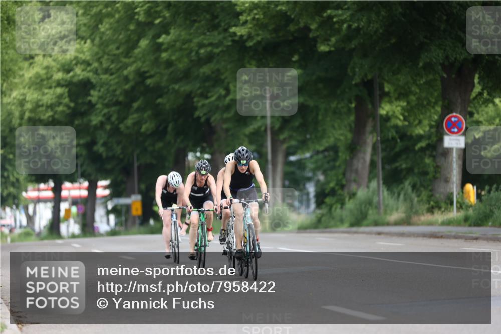 15.06.2025 - 7 Türme Triathlon Yannick Fuchs http://msf.ph/oto/7958422 15.06.2025 09:47:26 Radfahren 97, 99 meine-sportfotos.de