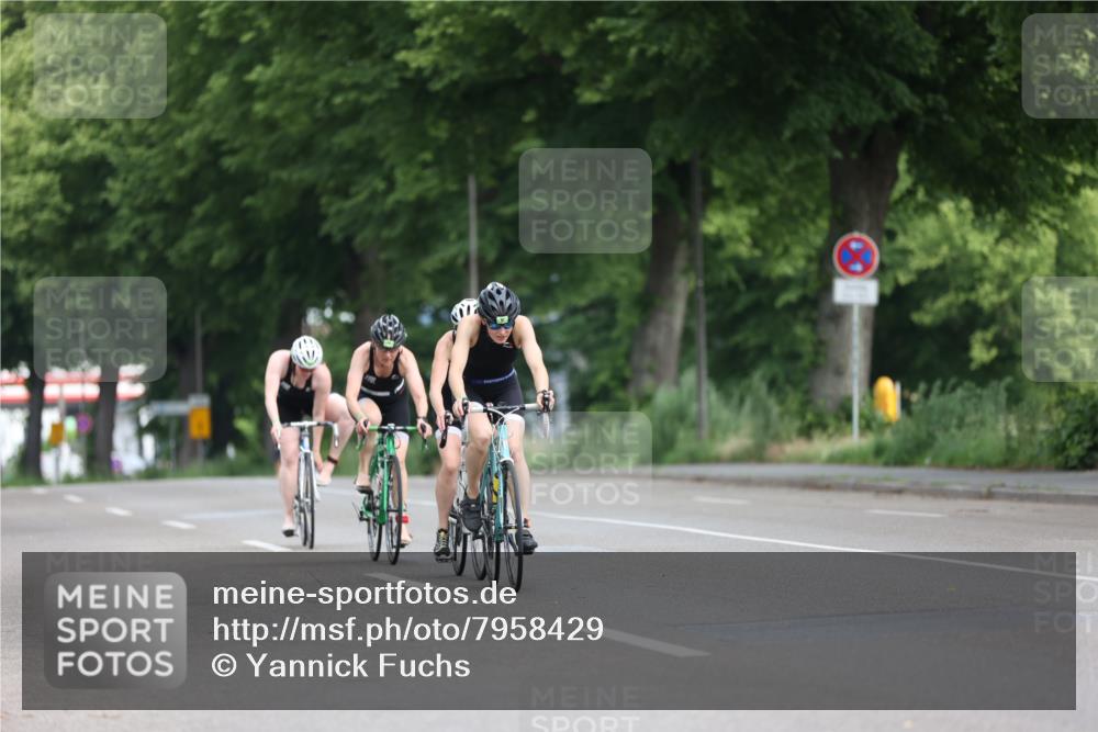 15.06.2025 - 7 Türme Triathlon Yannick Fuchs http://msf.ph/oto/7958429 15.06.2025 09:47:26 Radfahren 97, 99 meine-sportfotos.de
