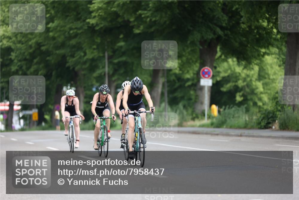 15.06.2025 - 7 Türme Triathlon Yannick Fuchs http://msf.ph/oto/7958437 15.06.2025 09:47:27 Radfahren 97, 99 meine-sportfotos.de