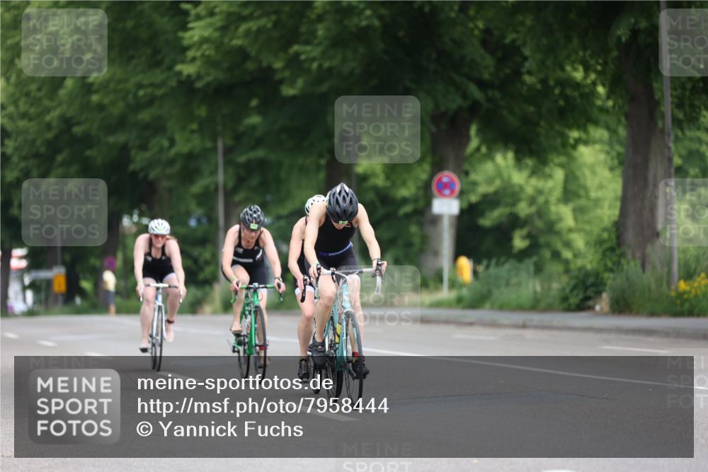 15.06.2025 - 7 Türme Triathlon Yannick Fuchs http://msf.ph/oto/7958444 15.06.2025 09:47:27 Radfahren 97, 99 meine-sportfotos.de