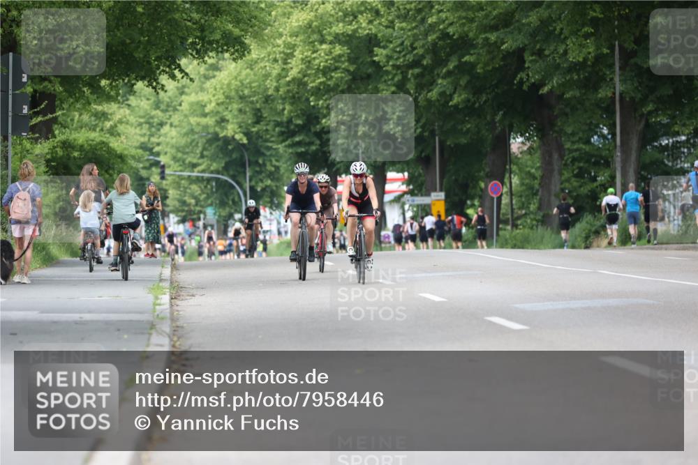 15.06.2025 - 7 Türme Triathlon Yannick Fuchs http://msf.ph/oto/7958446 15.06.2025 13:46:18 Radfahren 721, 790, 906, 1042 meine-sportfotos.de