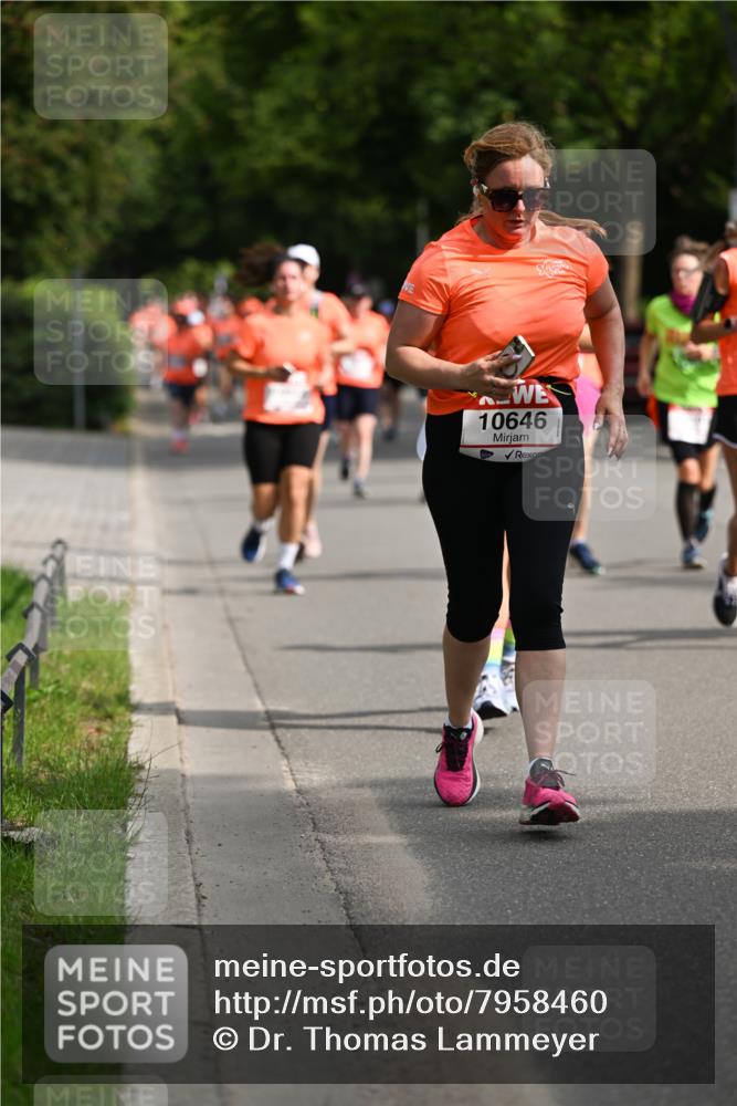 15.06.2025 - REWE Women's Run Dr. Thomas Lammeyer http://msf.ph/oto/7958460 15.06.2025 09:48:22 Laufen 10646 meine-sportfotos.de