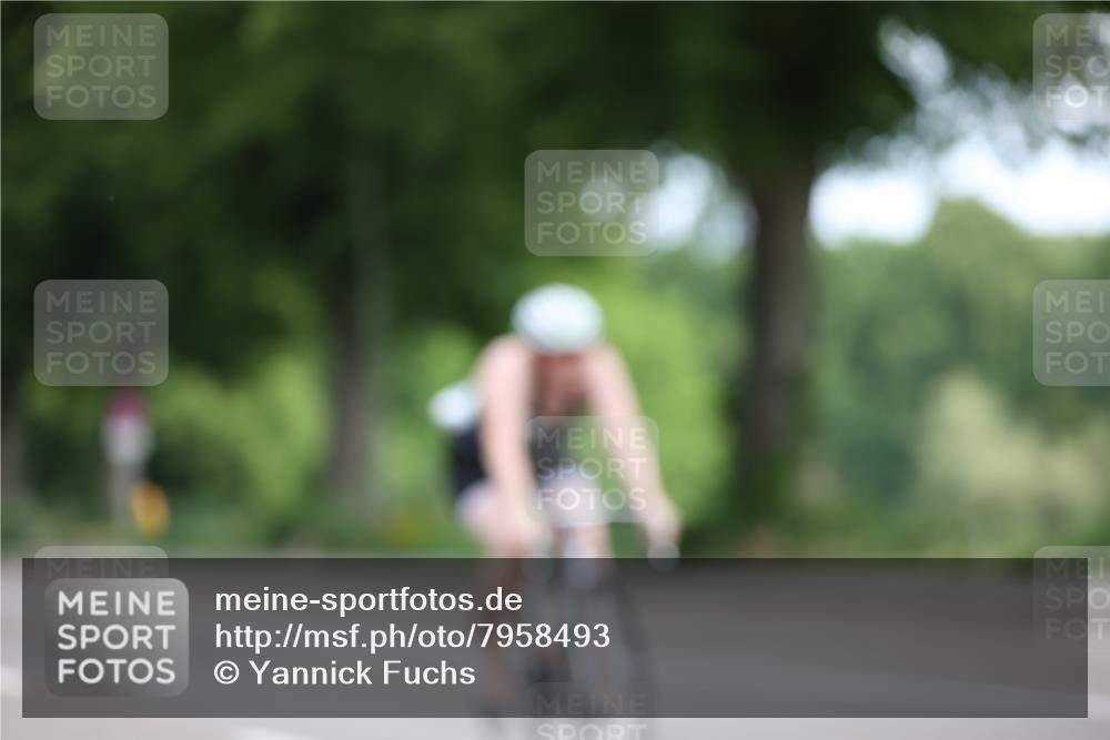15.06.2025 - 7 Türme Triathlon Yannick Fuchs http://msf.ph/oto/7958493 15.06.2025 09:47:29 Radfahren 97, 99 meine-sportfotos.de