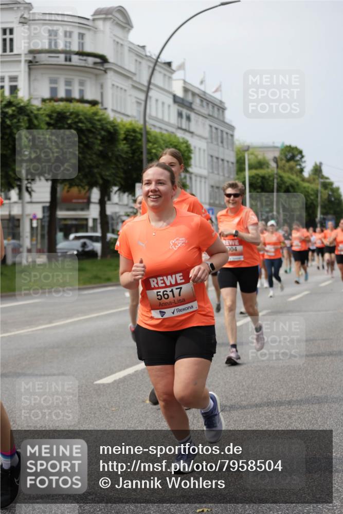 15.06.2025 - REWE Women's Run Jannik Wohlers http://msf.ph/oto/7958504 15.06.2025 09:44:25 Laufen 11, 5617, 004 meine-sportfotos.de