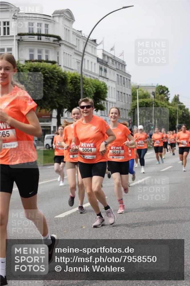 15.06.2025 - REWE Women's Run Jannik Wohlers http://msf.ph/oto/7958550 15.06.2025 09:44:26 Laufen 365, 5004, 5012 meine-sportfotos.de