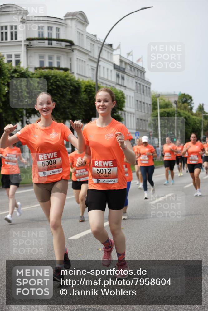 15.06.2025 - REWE Women's Run Jannik Wohlers http://msf.ph/oto/7958604 15.06.2025 09:44:27 Laufen 5442, 5009, 5672, 5012 meine-sportfotos.de