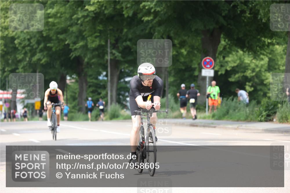 15.06.2025 - 7 Türme Triathlon Yannick Fuchs http://msf.ph/oto/7958605 15.06.2025 13:46:29 Radfahren 453, 813, 1126, 1161 meine-sportfotos.de