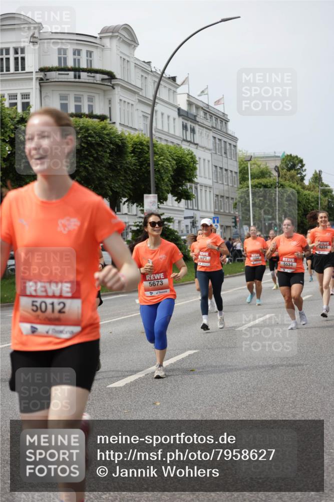 15.06.2025 - REWE Women's Run Jannik Wohlers http://msf.ph/oto/7958627 15.06.2025 09:44:28 Laufen 5012, 5673, 5071, 5534, 5334 meine-sportfotos.de