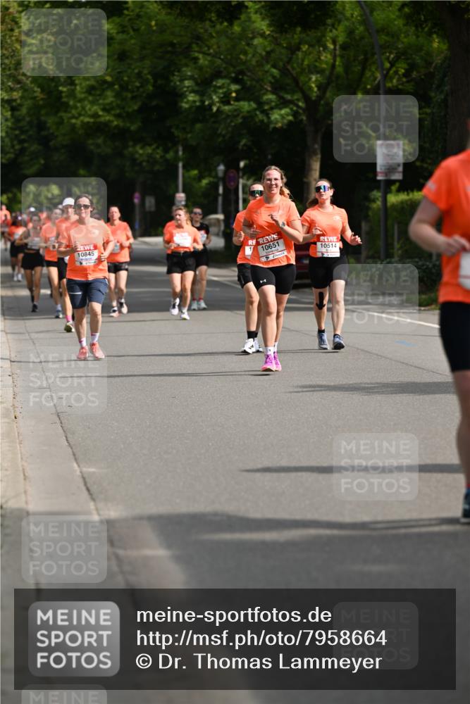 15.06.2025 - REWE Women's Run Dr. Thomas Lammeyer http://msf.ph/oto/7958664 15.06.2025 09:48:31 Laufen 10651, 10514 meine-sportfotos.de