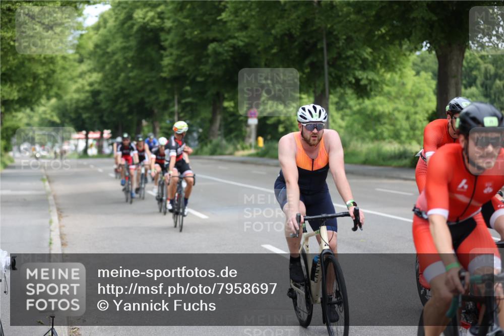 15.06.2025 - 7 Türme Triathlon Yannick Fuchs http://msf.ph/oto/7958697 15.06.2025 09:48:37 Radfahren 31, 33, 34, 35, 71, 74, 75, 101, 104 meine-sportfotos.de
