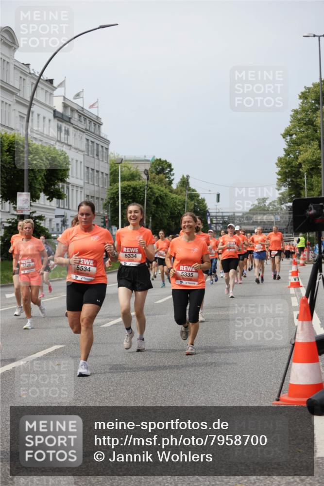 15.06.2025 - REWE Women's Run Jannik Wohlers http://msf.ph/oto/7958700 15.06.2025 09:44:30 Laufen 5428, 5534, 5334, 5335, 665 meine-sportfotos.de