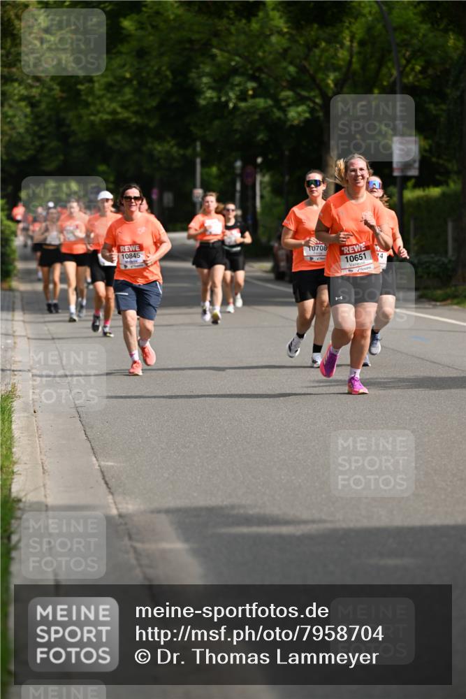 15.06.2025 - REWE Women's Run Dr. Thomas Lammeyer http://msf.ph/oto/7958704 15.06.2025 09:48:32 Laufen 10845, 10708, 4, 10651, 4 meine-sportfotos.de
