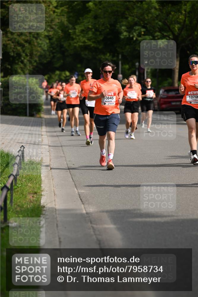 15.06.2025 - REWE Women's Run Dr. Thomas Lammeyer http://msf.ph/oto/7958734 15.06.2025 09:48:34 Laufen 10845 meine-sportfotos.de
