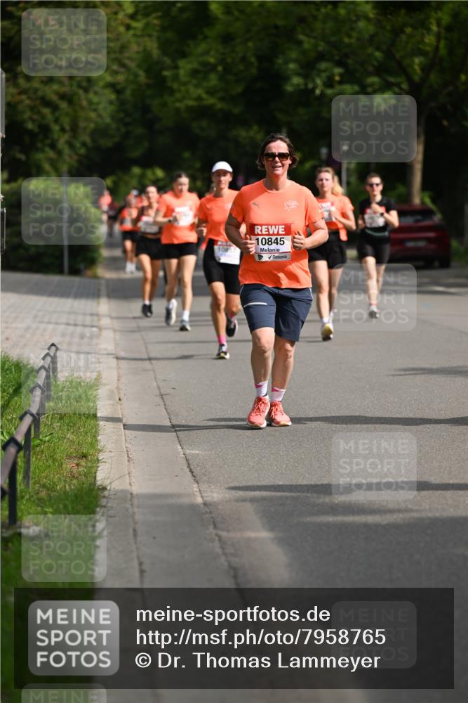 15.06.2025 - REWE Women's Run Dr. Thomas Lammeyer http://msf.ph/oto/7958765 15.06.2025 09:48:35 Laufen 10845 meine-sportfotos.de