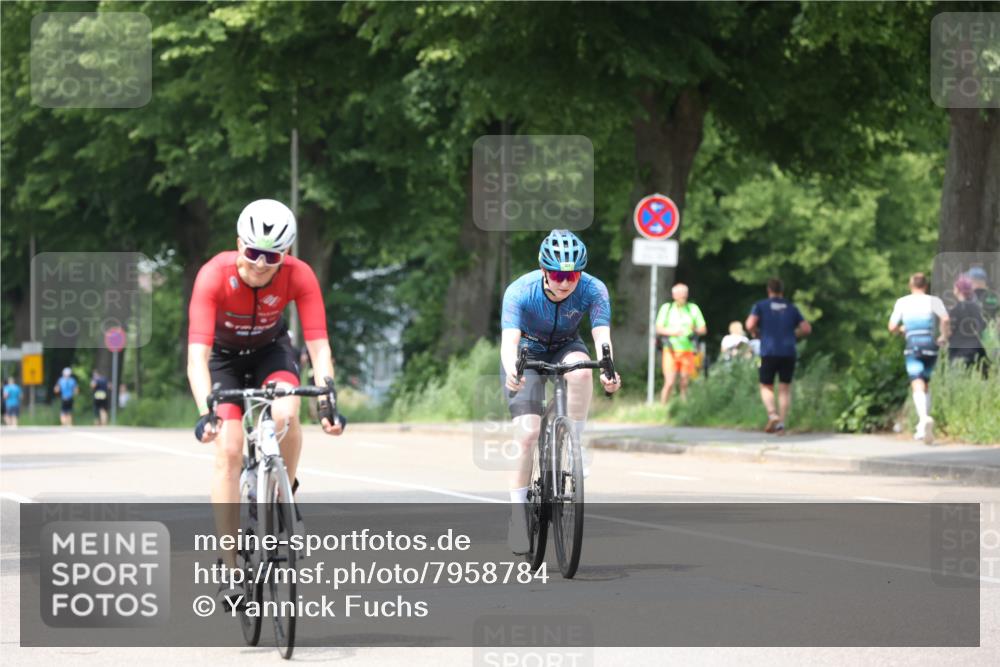 15.06.2025 - 7 Türme Triathlon Yannick Fuchs http://msf.ph/oto/7958784 15.06.2025 13:46:41 Radfahren 243, 381, 752, 788, 968, 1109 meine-sportfotos.de