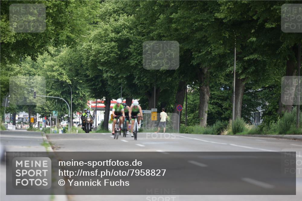 15.06.2025 - 7 Türme Triathlon Yannick Fuchs http://msf.ph/oto/7958827 15.06.2025 09:48:44 Radfahren 105, 106 meine-sportfotos.de