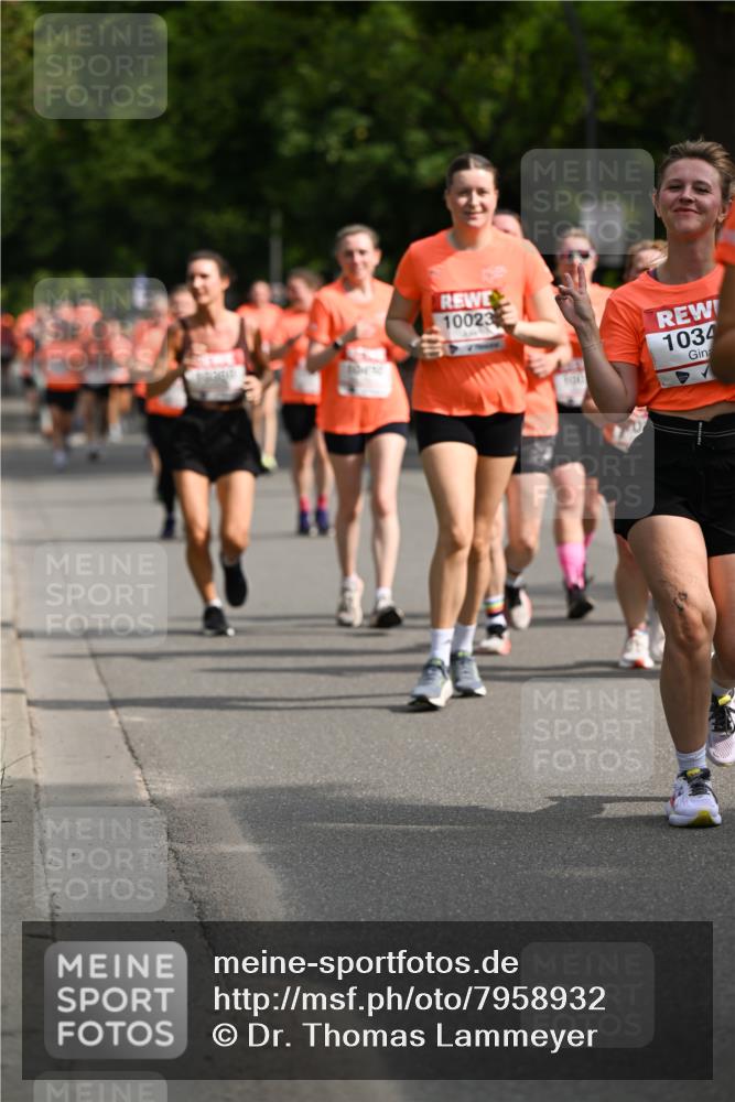 15.06.2025 - REWE Women's Run Dr. Thomas Lammeyer http://msf.ph/oto/7958932 15.06.2025 09:48:40 Laufen 10023, 1034 meine-sportfotos.de