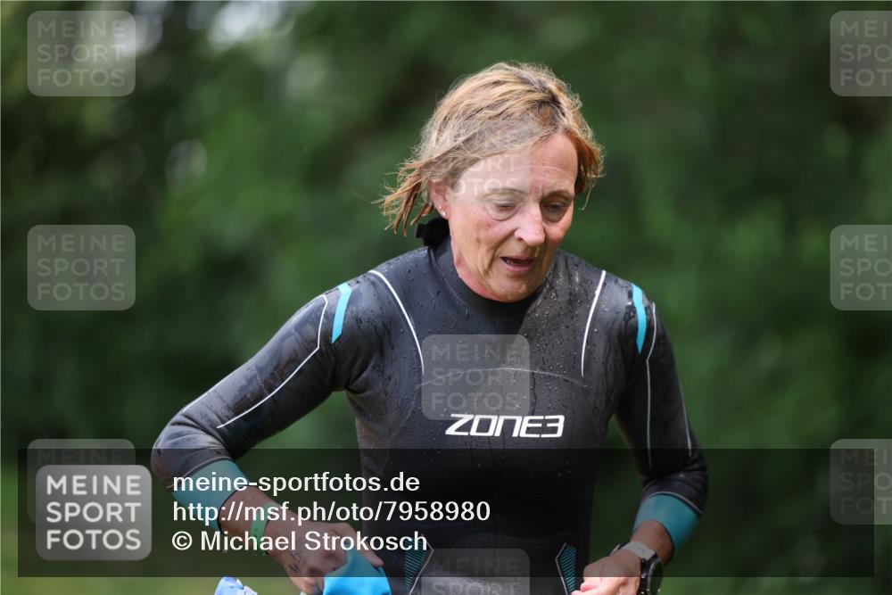 15.06.2025 - 7 Türme Triathlon Michael Strokosch http://msf.ph/oto/7958980 15.06.2025 12:42:59 Schwimmen 458 meine-sportfotos.de