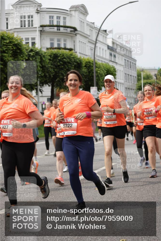15.06.2025 - REWE Women's Run Jannik Wohlers http://msf.ph/oto/7959009 15.06.2025 09:44:43 Laufen 5427, 5222, 54, 5297, 564 meine-sportfotos.de
