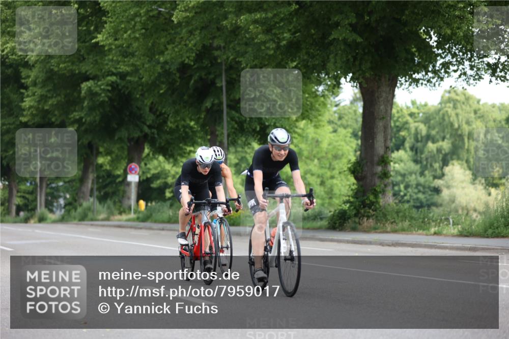 15.06.2025 - 7 Türme Triathlon Yannick Fuchs http://msf.ph/oto/7959017 15.06.2025 09:49:23 Radfahren 113, 114, 115 meine-sportfotos.de