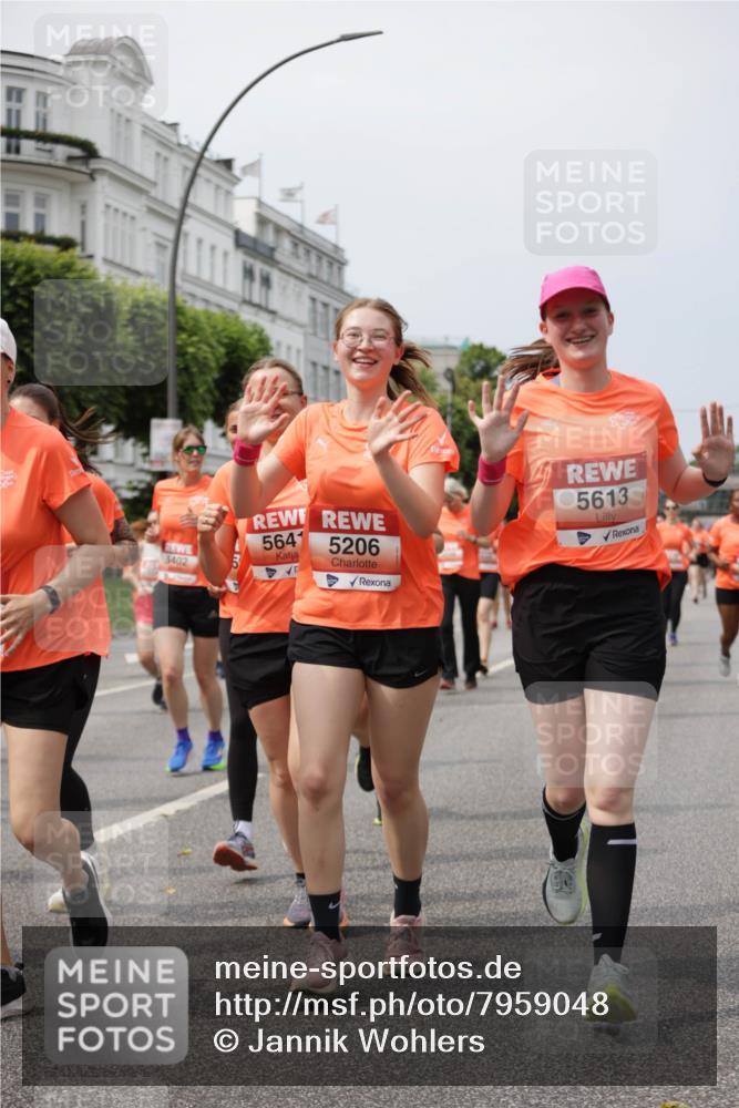 15.06.2025 - REWE Women's Run Jannik Wohlers http://msf.ph/oto/7959048 15.06.2025 09:44:44 Laufen 5402, 5641, 5206, 5613 meine-sportfotos.de