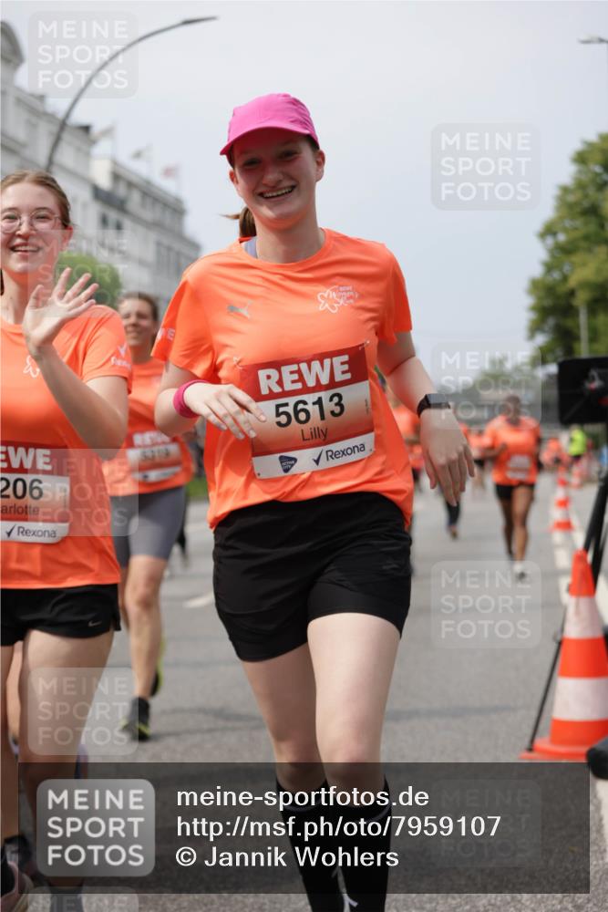 15.06.2025 - REWE Women's Run Jannik Wohlers http://msf.ph/oto/7959107 15.06.2025 09:44:44 Laufen 206, 5319, 5613 meine-sportfotos.de