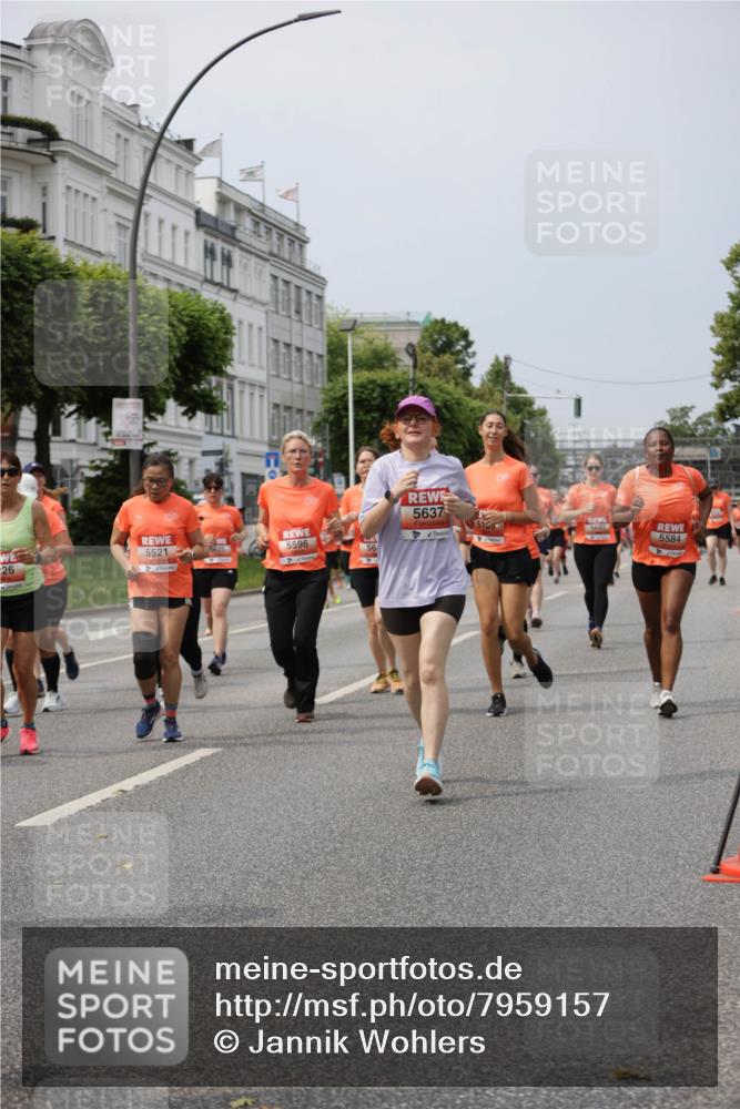 15.06.2025 - REWE Women's Run Jannik Wohlers http://msf.ph/oto/7959157 15.06.2025 09:44:46 Laufen 5637, 5109, 5653, 5521, 5625, 5596, 56, 5584, 26 meine-sportfotos.de