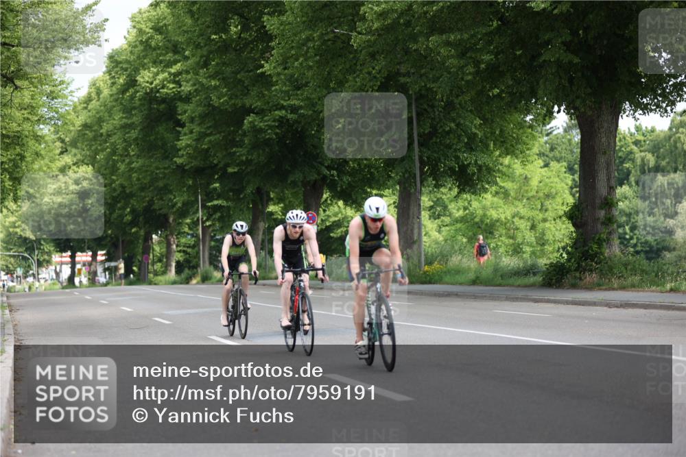 15.06.2025 - 7 Türme Triathlon Yannick Fuchs http://msf.ph/oto/7959191 15.06.2025 09:51:25 Radfahren 63 meine-sportfotos.de
