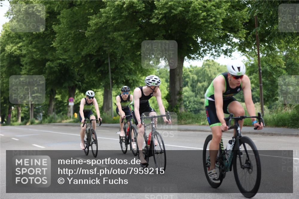 15.06.2025 - 7 Türme Triathlon Yannick Fuchs http://msf.ph/oto/7959215 15.06.2025 09:51:25 Radfahren 63 meine-sportfotos.de