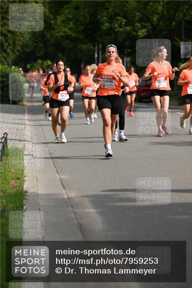 15.06.2025 - REWE Women's Run Dr. Thomas Lammeyer http://msf.ph/oto/7959253 15.06.2025 09:48:50 Laufen 10640, 10734, 10133, 10 meine-sportfotos.de