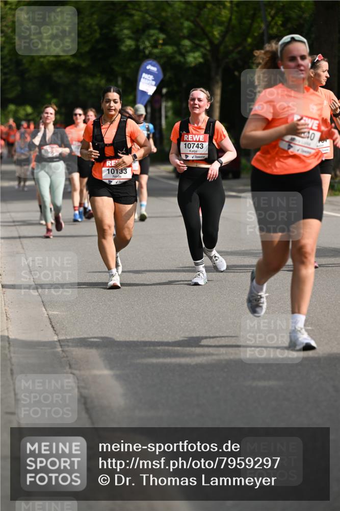 15.06.2025 - REWE Women's Run Dr. Thomas Lammeyer http://msf.ph/oto/7959297 15.06.2025 09:48:52 Laufen 10133, 10743, 40, 104 meine-sportfotos.de