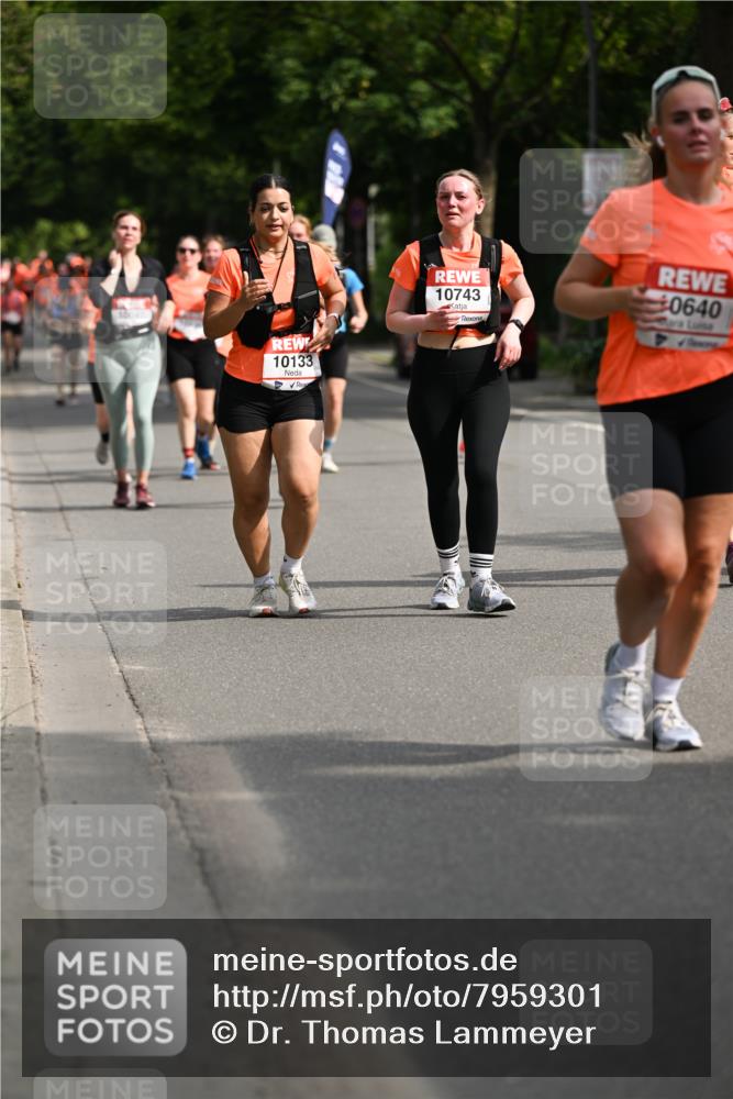 15.06.2025 - REWE Women's Run Dr. Thomas Lammeyer http://msf.ph/oto/7959301 15.06.2025 09:48:52 Laufen 10133, 10743, 0640 meine-sportfotos.de