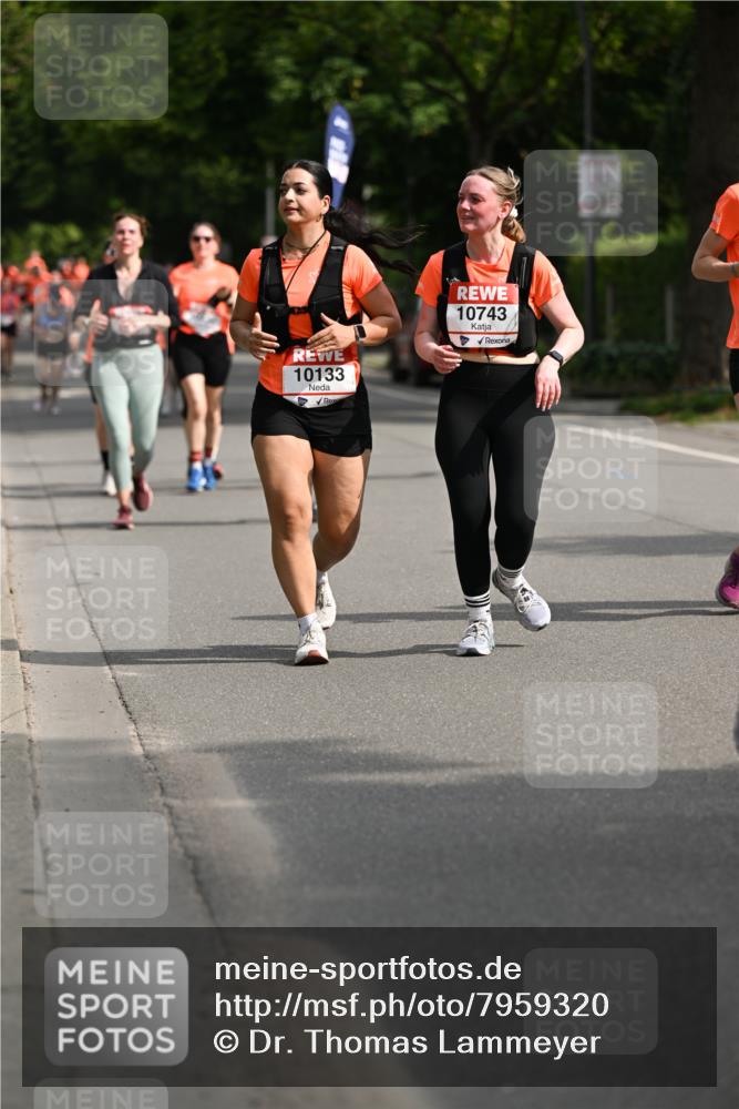 15.06.2025 - REWE Women's Run Dr. Thomas Lammeyer http://msf.ph/oto/7959320 15.06.2025 09:48:53 Laufen 10133, 10743 meine-sportfotos.de