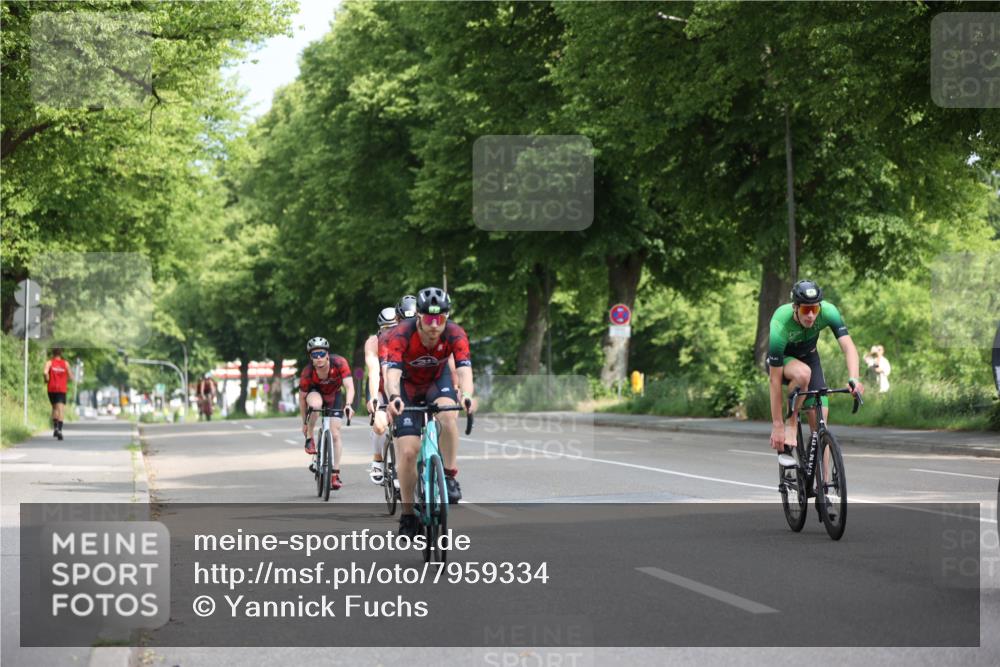 15.06.2025 - 7 Türme Triathlon Yannick Fuchs http://msf.ph/oto/7959334 15.06.2025 09:52:00 Radfahren 6, 8, 10, 41, 90, 91 meine-sportfotos.de