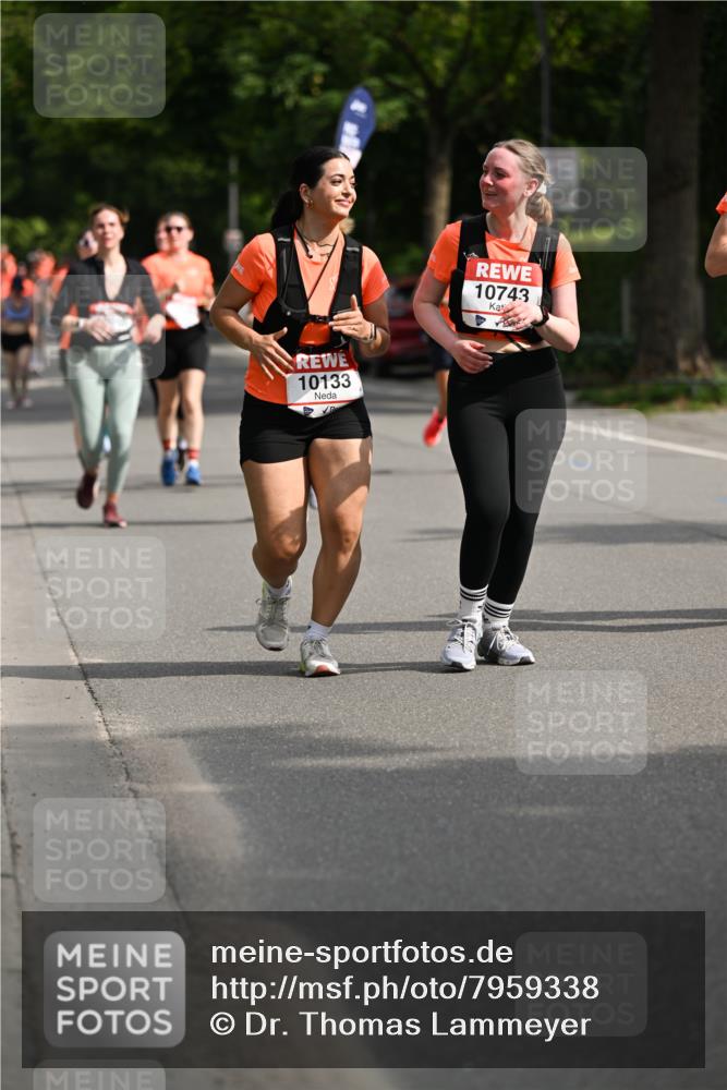 15.06.2025 - REWE Women's Run Dr. Thomas Lammeyer http://msf.ph/oto/7959338 15.06.2025 09:48:53 Laufen 10133, 10743 meine-sportfotos.de