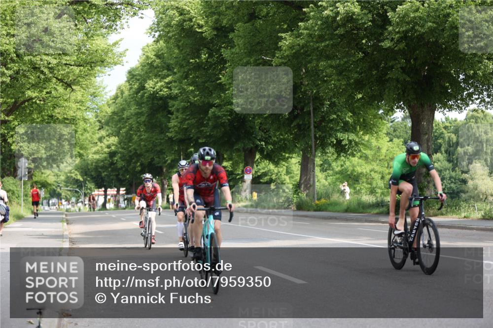 15.06.2025 - 7 Türme Triathlon Yannick Fuchs http://msf.ph/oto/7959350 15.06.2025 09:52:00 Radfahren 6, 8, 10, 41, 90, 91 meine-sportfotos.de