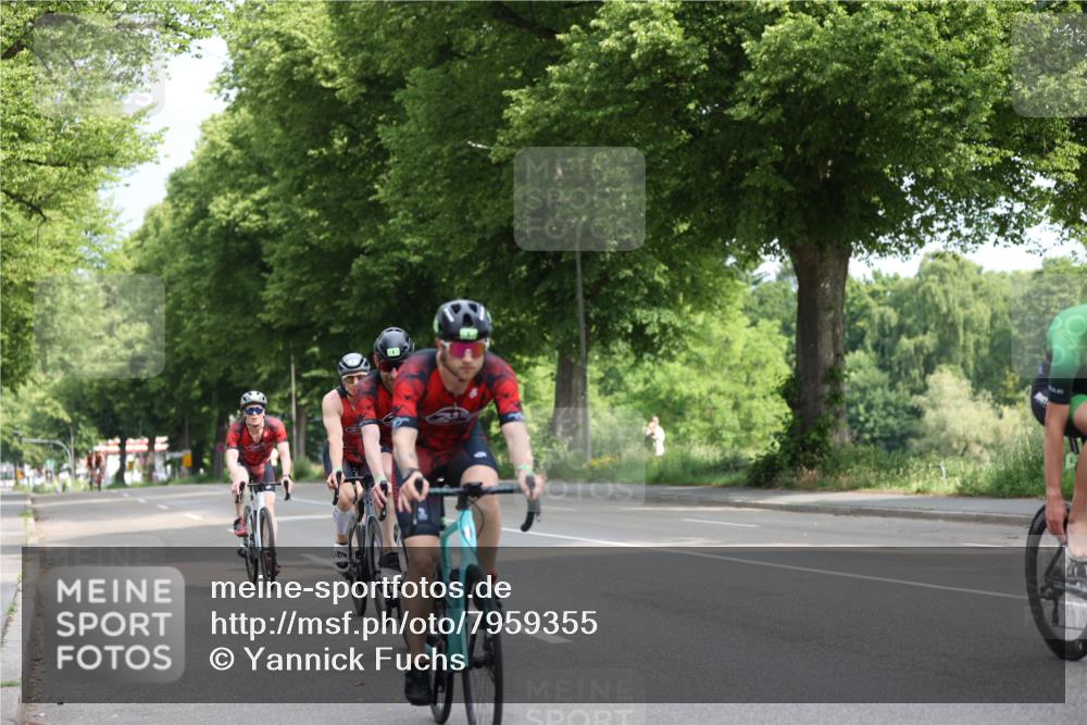 15.06.2025 - 7 Türme Triathlon Yannick Fuchs http://msf.ph/oto/7959355 15.06.2025 09:52:00 Radfahren 6, 8, 10, 41, 90, 91 meine-sportfotos.de