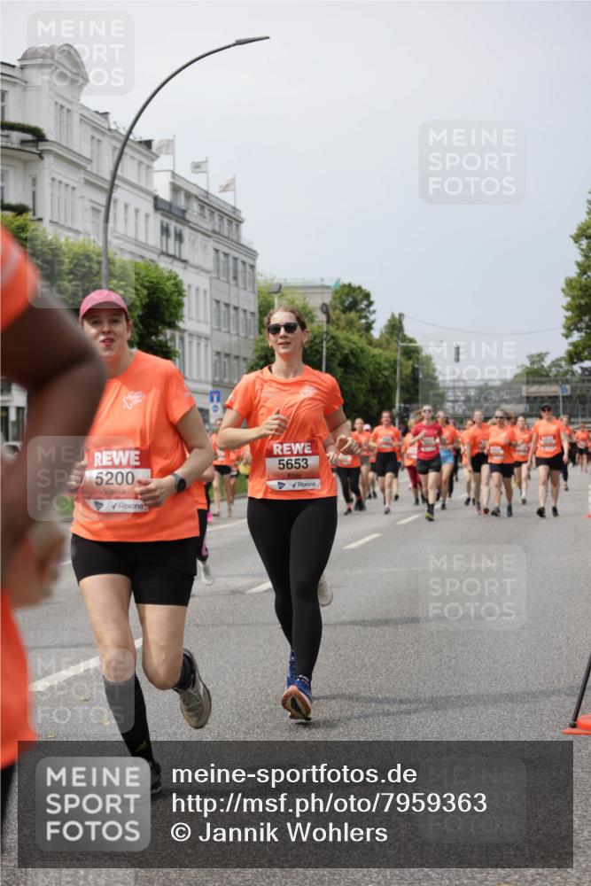 15.06.2025 - REWE Women's Run Jannik Wohlers http://msf.ph/oto/7959363 15.06.2025 09:44:50 Laufen 5200, 5653 meine-sportfotos.de