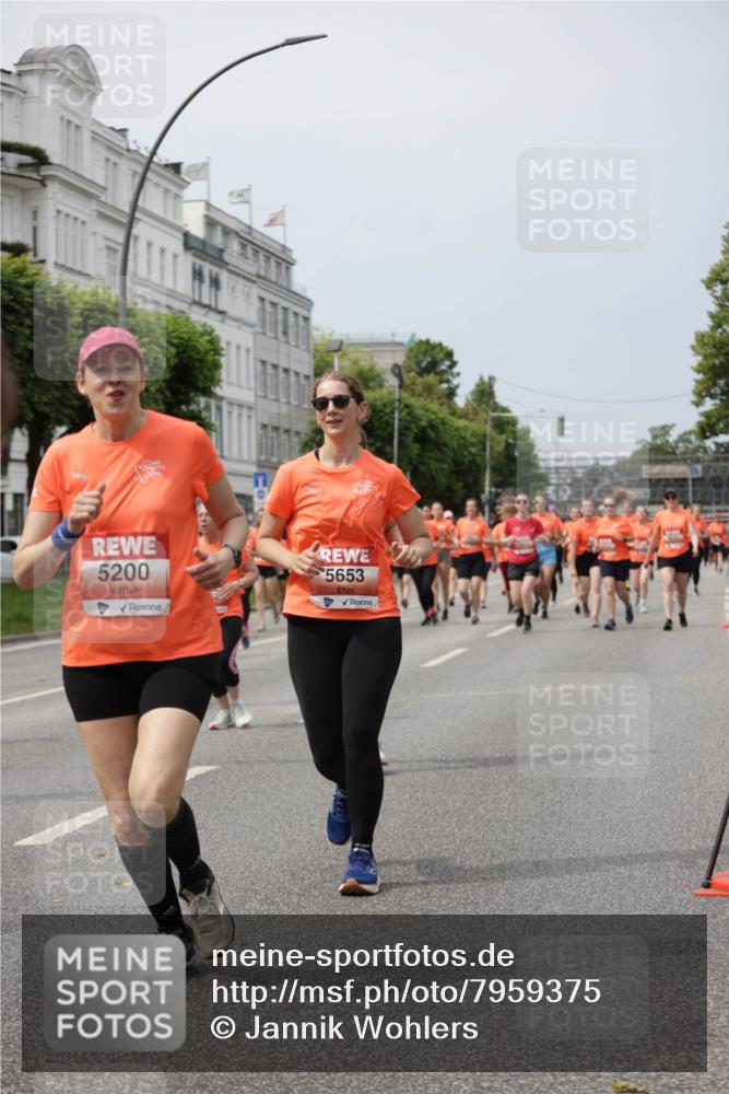 15.06.2025 - REWE Women's Run Jannik Wohlers http://msf.ph/oto/7959375 15.06.2025 09:44:50 Laufen 5200, 5653 meine-sportfotos.de