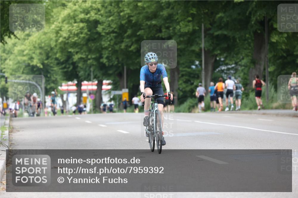 15.06.2025 - 7 Türme Triathlon Yannick Fuchs http://msf.ph/oto/7959392 15.06.2025 13:47:51 Radfahren 897 meine-sportfotos.de