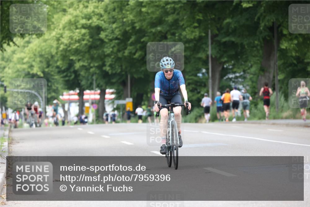 15.06.2025 - 7 Türme Triathlon Yannick Fuchs http://msf.ph/oto/7959396 15.06.2025 13:47:51 Radfahren 897 meine-sportfotos.de