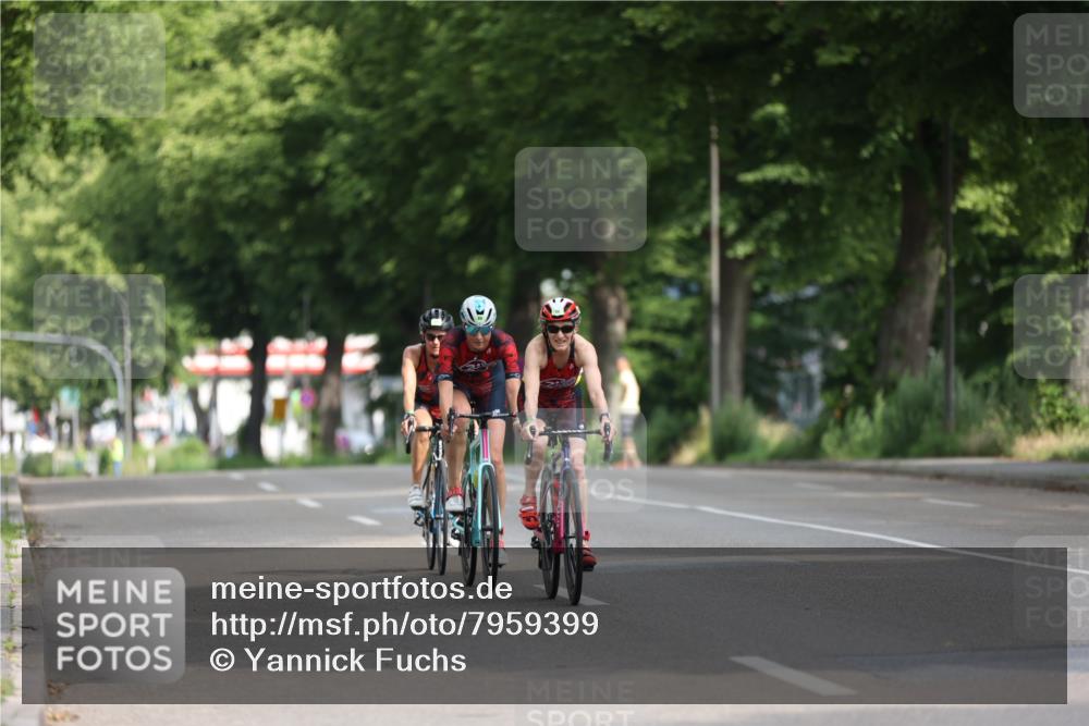 15.06.2025 - 7 Türme Triathlon Yannick Fuchs http://msf.ph/oto/7959399 15.06.2025 09:52:05 Radfahren 90, 91 meine-sportfotos.de