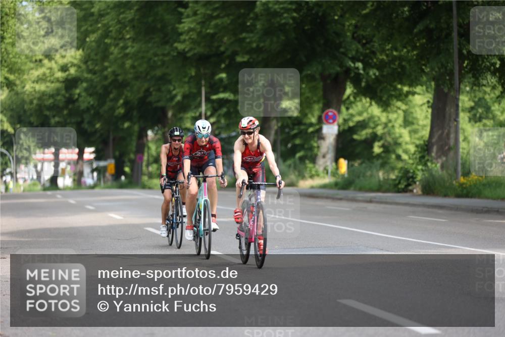 15.06.2025 - 7 Türme Triathlon Yannick Fuchs http://msf.ph/oto/7959429 15.06.2025 09:52:06 Radfahren 90, 91 meine-sportfotos.de
