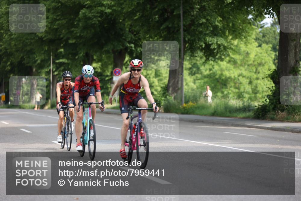 15.06.2025 - 7 Türme Triathlon Yannick Fuchs http://msf.ph/oto/7959441 15.06.2025 09:52:06 Radfahren 90, 91 meine-sportfotos.de