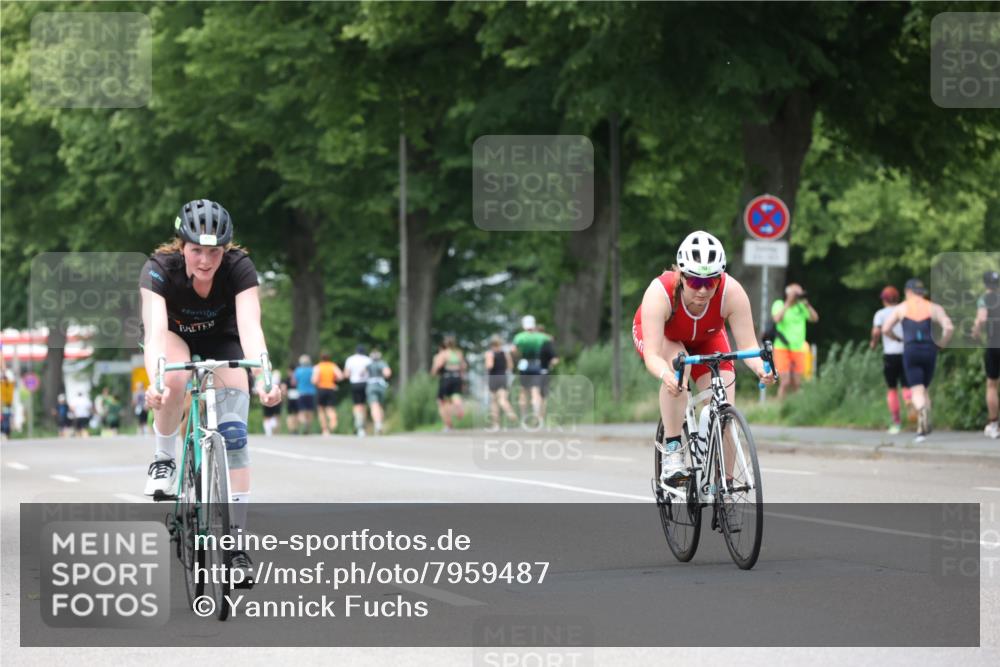 15.06.2025 - 7 Türme Triathlon Yannick Fuchs http://msf.ph/oto/7959487 15.06.2025 13:47:58 Radfahren 482, 737, 825, 876 meine-sportfotos.de