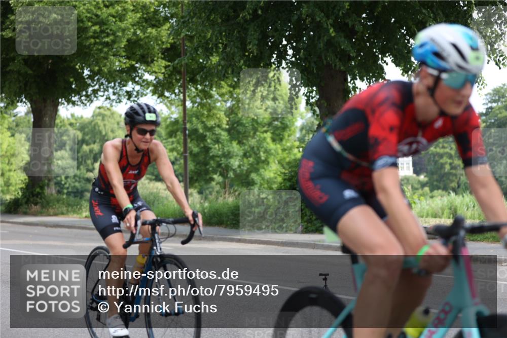 15.06.2025 - 7 Türme Triathlon Yannick Fuchs http://msf.ph/oto/7959495 15.06.2025 09:52:07 Radfahren 90, 91 meine-sportfotos.de