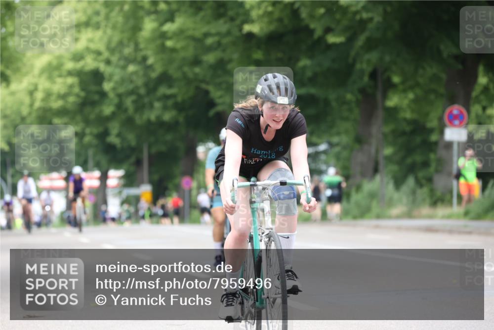 15.06.2025 - 7 Türme Triathlon Yannick Fuchs http://msf.ph/oto/7959496 15.06.2025 13:47:59 Radfahren 482, 737, 825, 876, 1178 meine-sportfotos.de