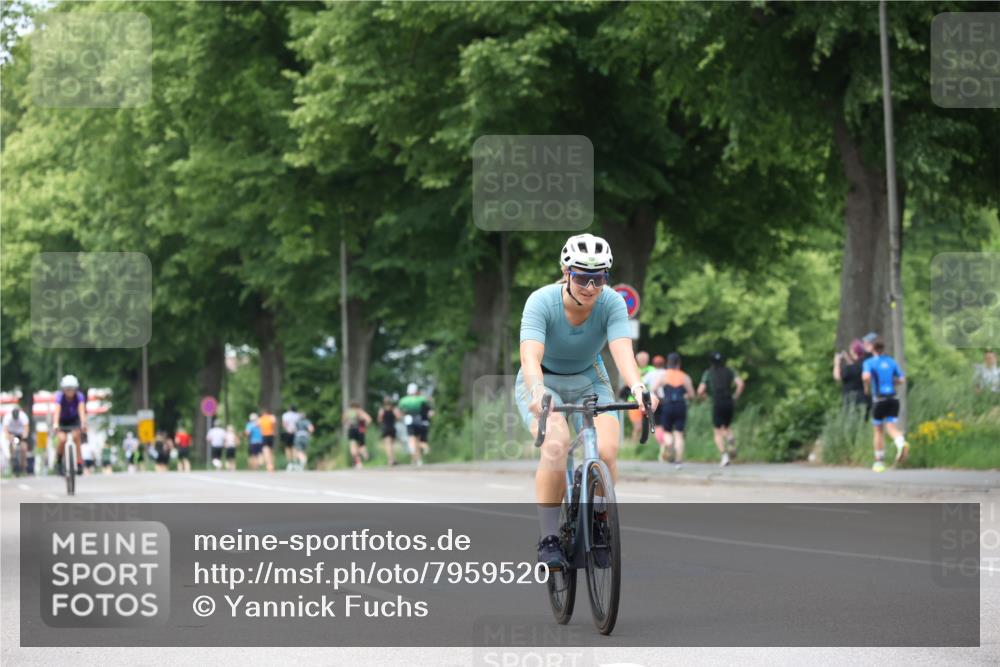 15.06.2025 - 7 Türme Triathlon Yannick Fuchs http://msf.ph/oto/7959520 15.06.2025 13:48:00 Radfahren 482, 737, 825, 876, 1178 meine-sportfotos.de