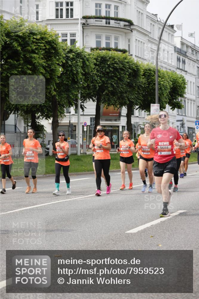 15.06.2025 - REWE Women's Run Jannik Wohlers http://msf.ph/oto/7959523 15.06.2025 09:44:56 Laufen 5688 meine-sportfotos.de