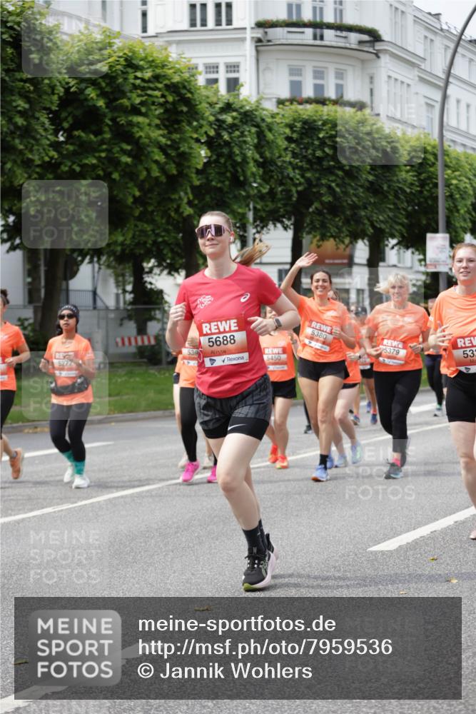 15.06.2025 - REWE Women's Run Jannik Wohlers http://msf.ph/oto/7959536 15.06.2025 09:44:57 Laufen 5688, 5380, 539, 5379, 5450, 5277, 53 meine-sportfotos.de